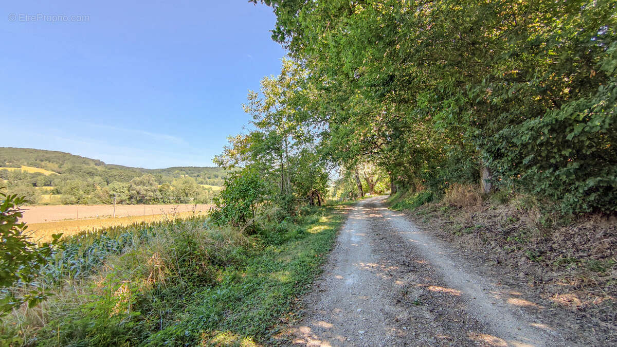 Maison à BAGAT-EN-QUERCY