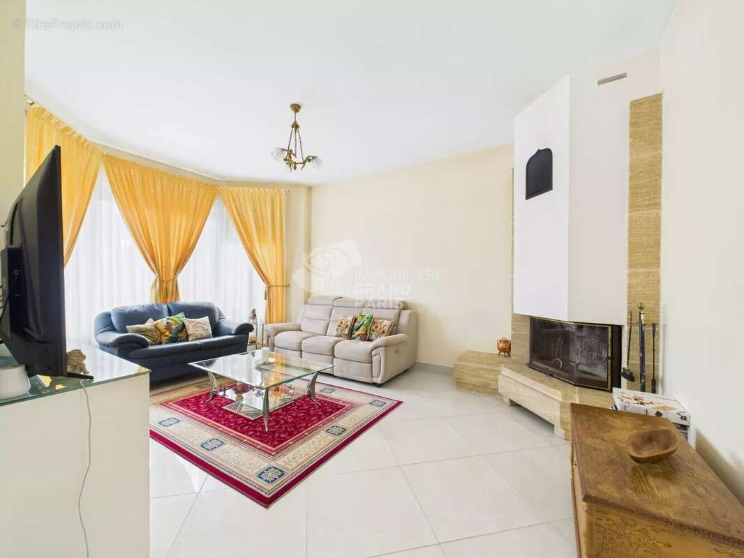 Maison à VITRY-SUR-SEINE