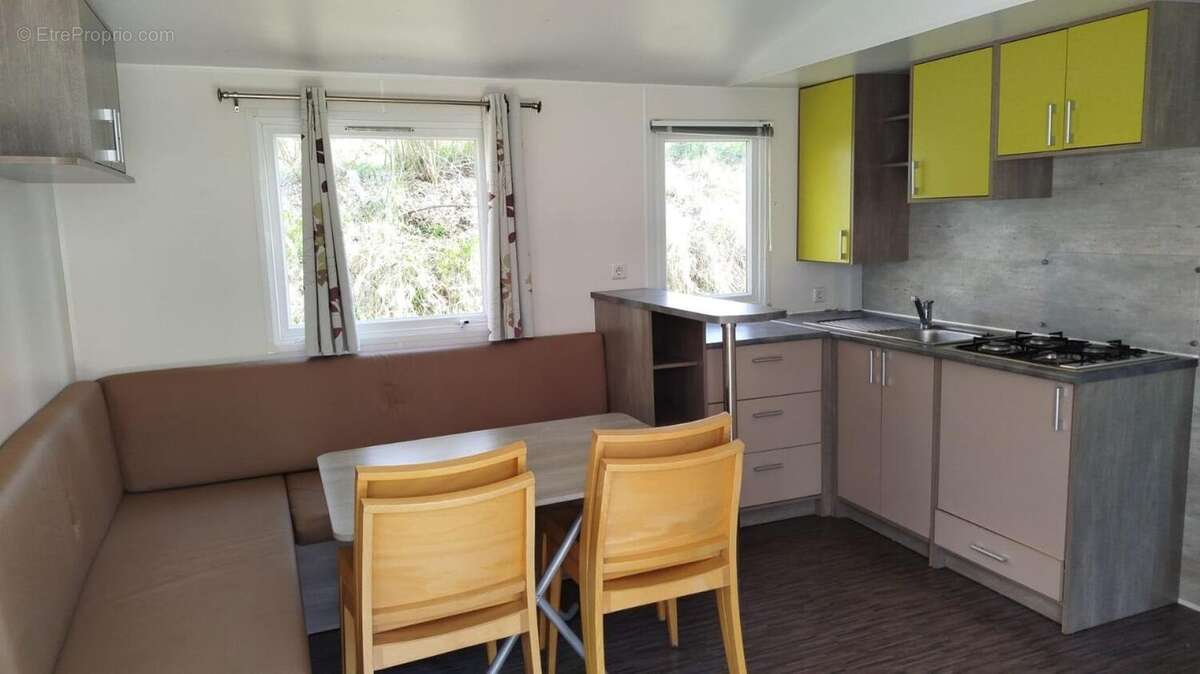 Photo 4 - Terrain à JOUILLAT