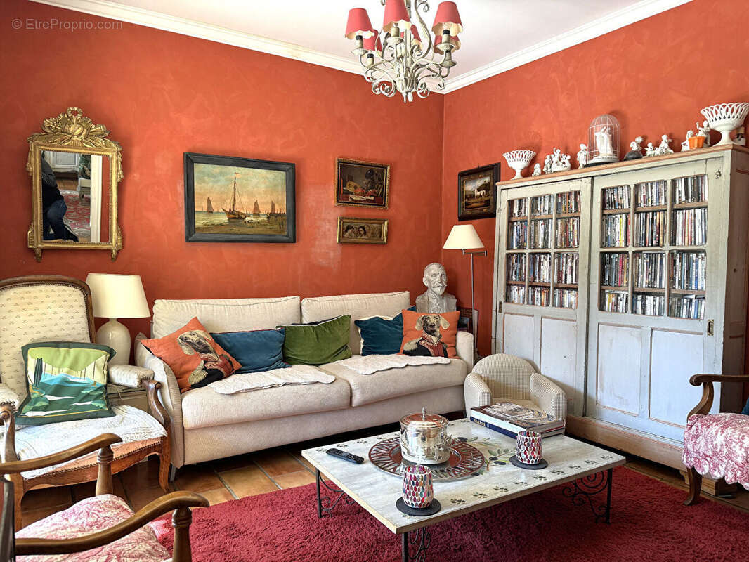 Maison à LES ANGLES