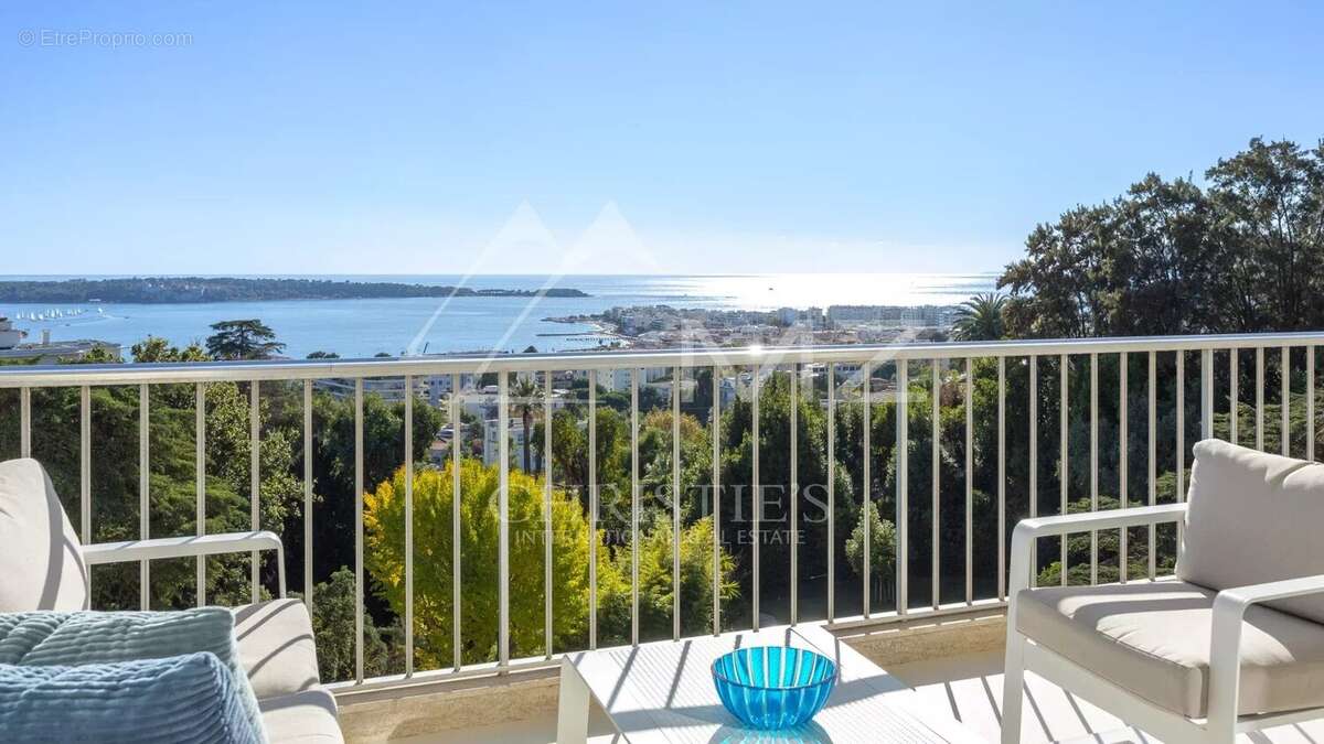Appartement à CANNES