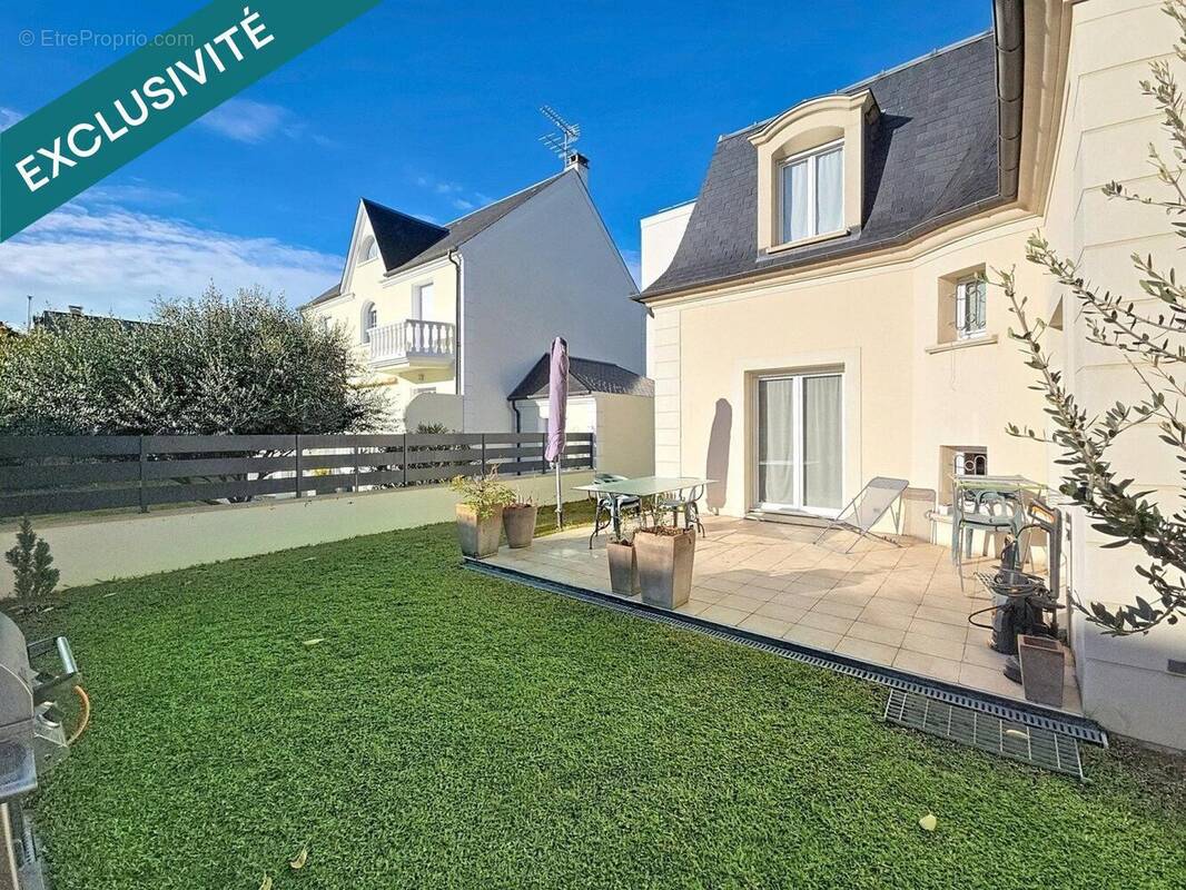 Photo 1 - Maison à SARTROUVILLE