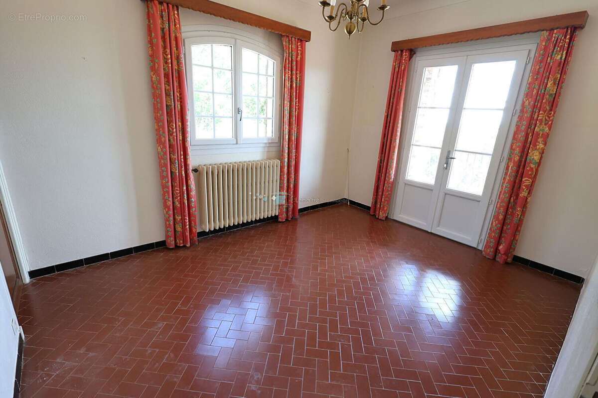 Maison Speracedes 165 m² vue mer et lac terrain 3765 m² - photo 14