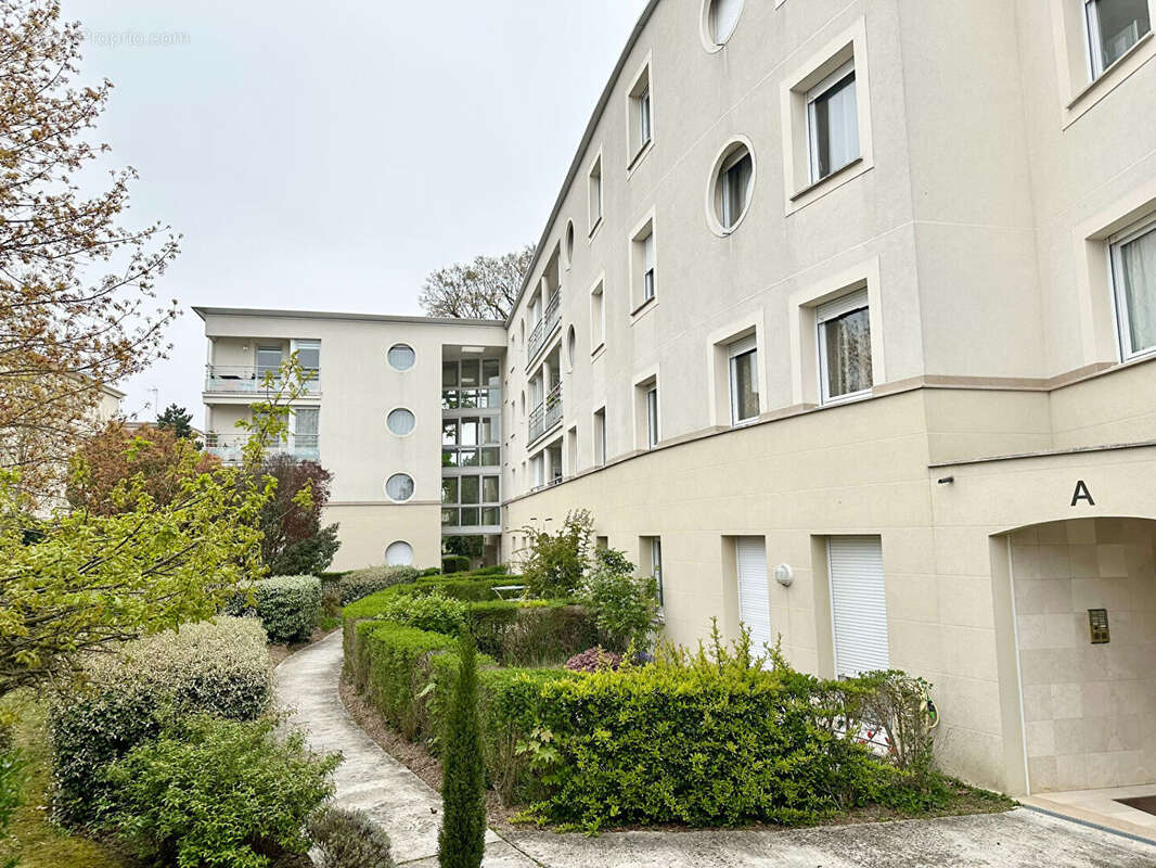 Appartement à LIVRY-GARGAN