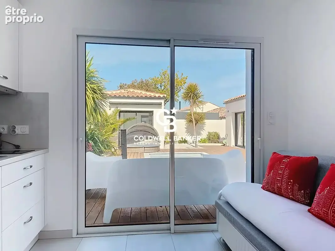 TALMONT SAINT HILAIRE - Golf et port - Maison contemporaine 2022 de plain-pied  avec 5 chambres, dépendances et piscine - photo 8