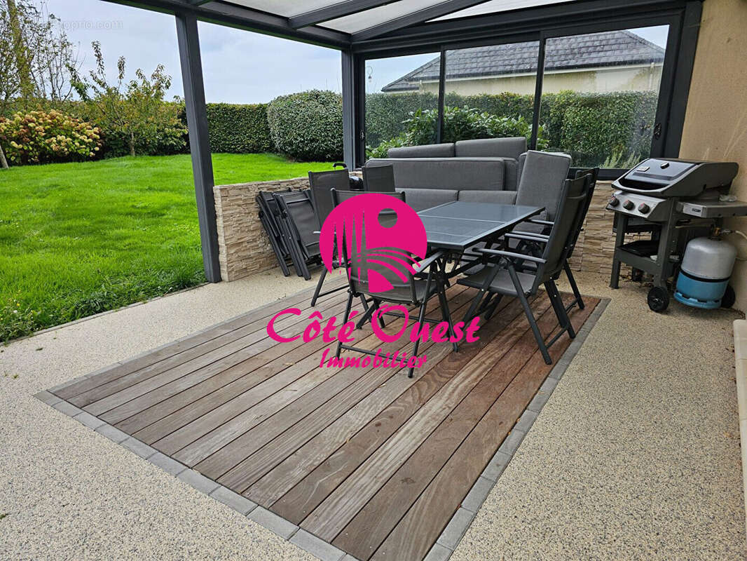 Maison à CAUVILLE-SUR-MER