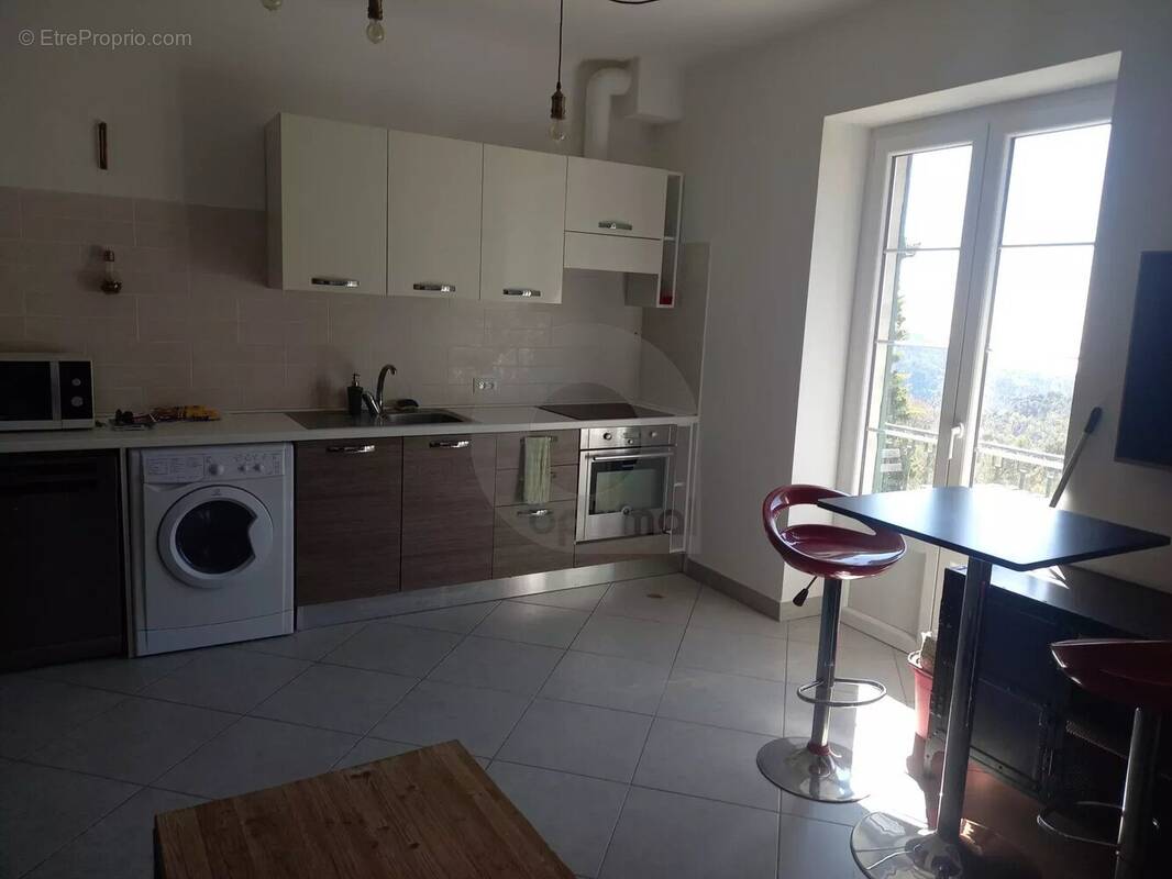 Appartement à CASTILLON