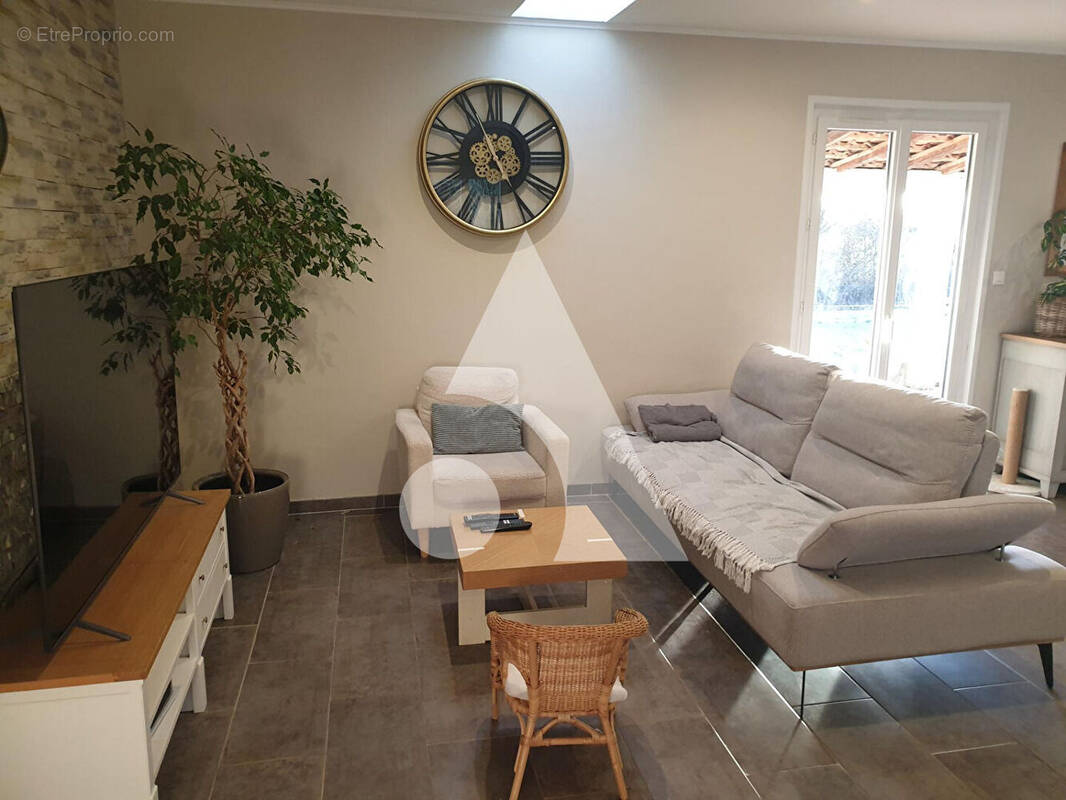 Maison à VILLARS-LES-DOMBES