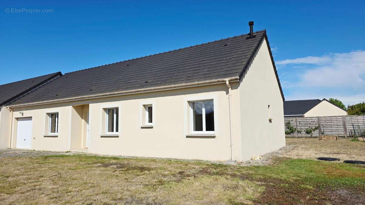Maison à LE SUBDRAY