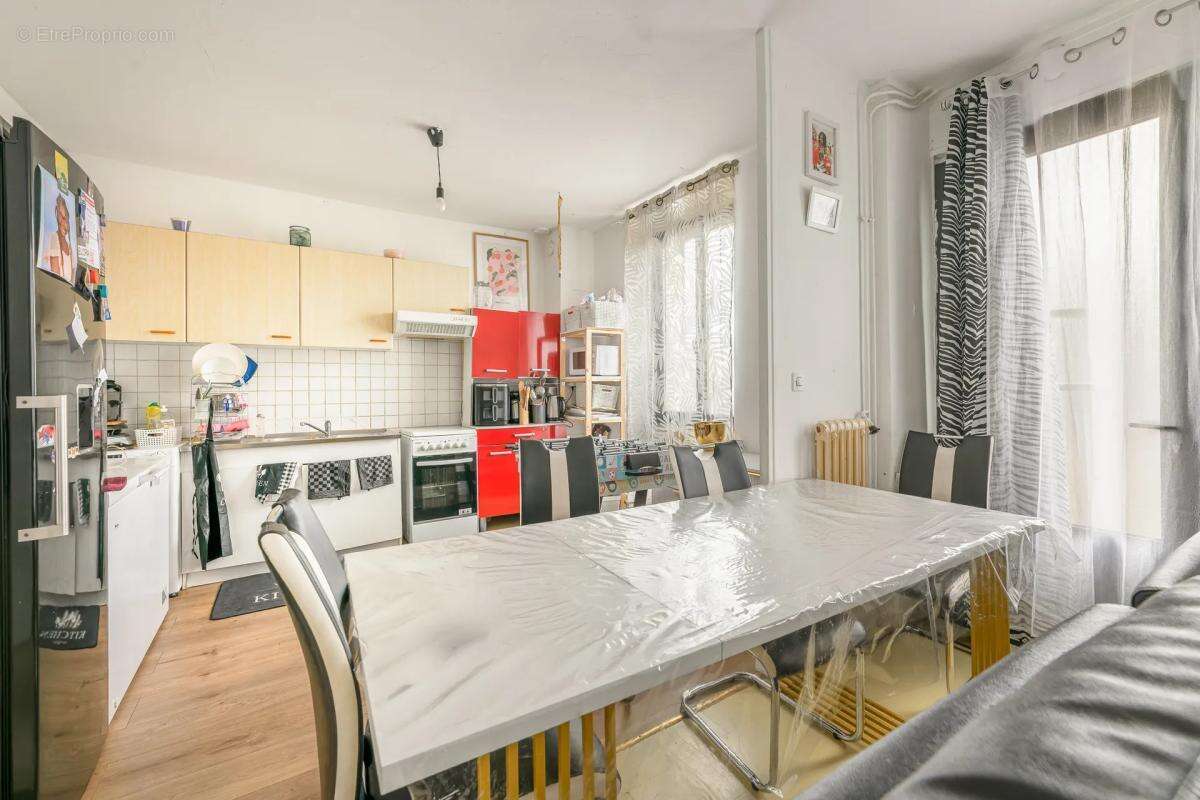 Appartement à DESCARTES