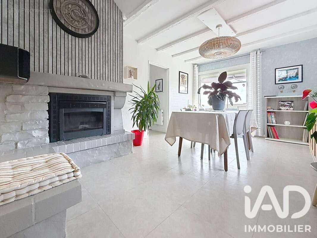 Maison 103 m² à Saint-Maurice-D'etelan  - photo 3