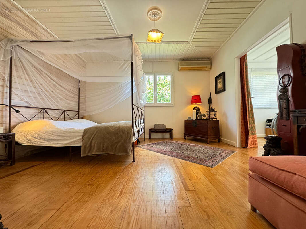 Maison à SAINT-DENIS