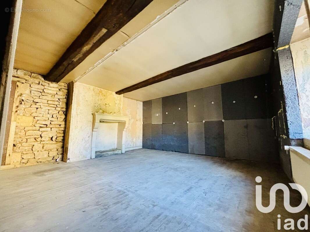 Photo 9 - Maison à VIVIER-AU-COURT