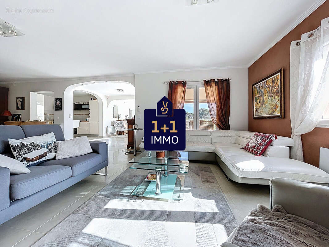 Maison 155 m² à Saint-Raphael  - photo 3