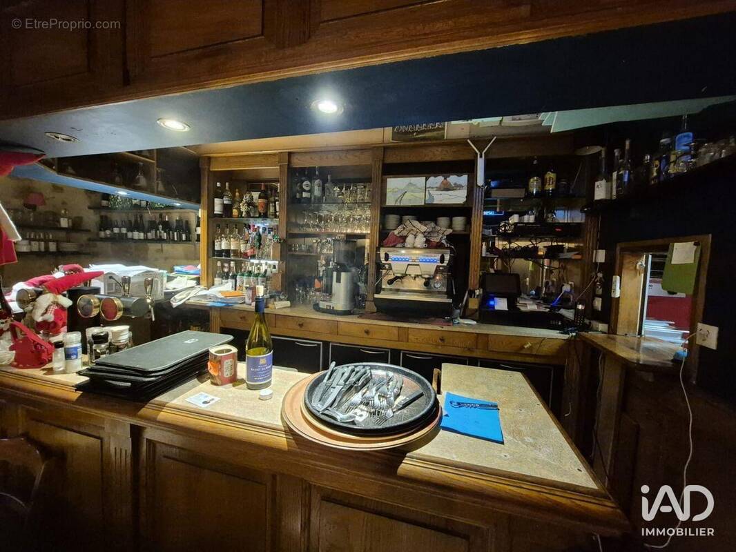 Photo 1 - Commerce à LA CHATRE