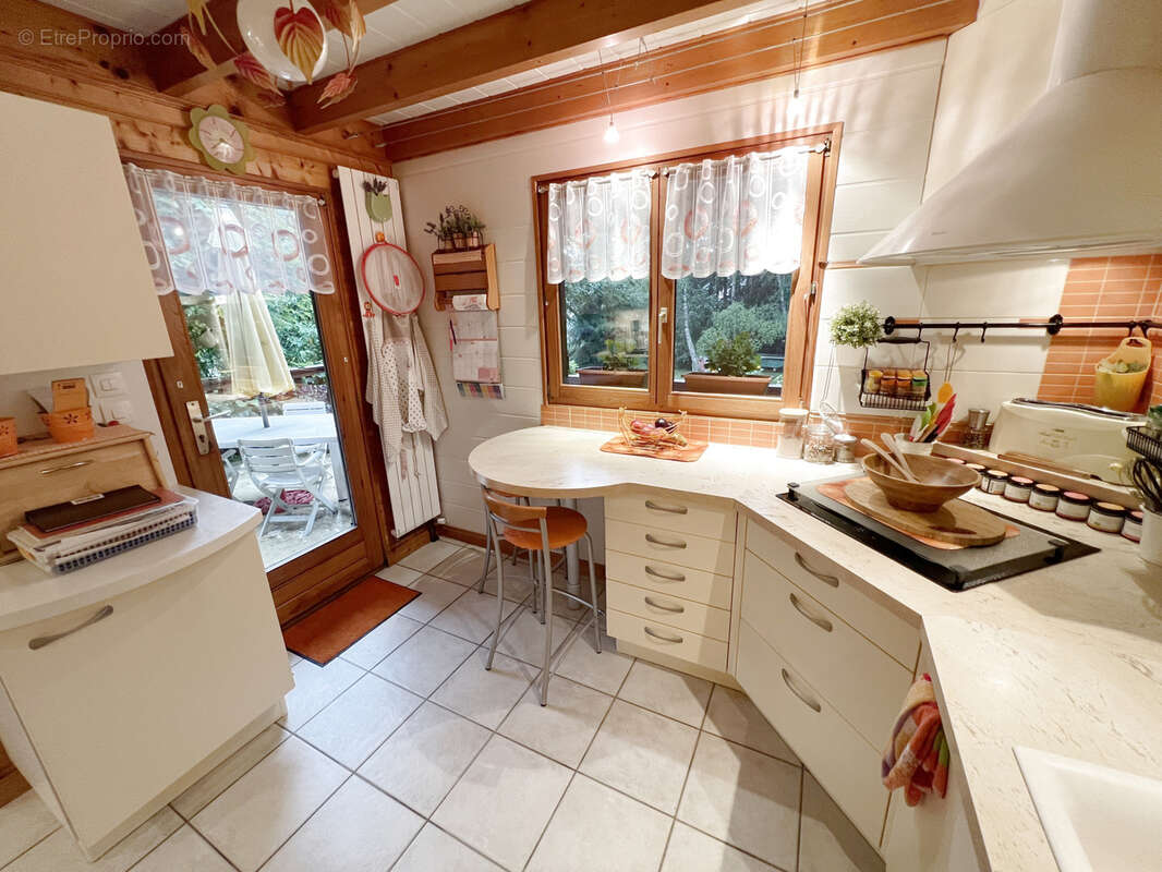 Maison à SAINT-MAURICE-SUR-MOSELLE