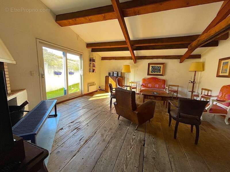 Maison à CASCASTEL-DES-CORBIERES