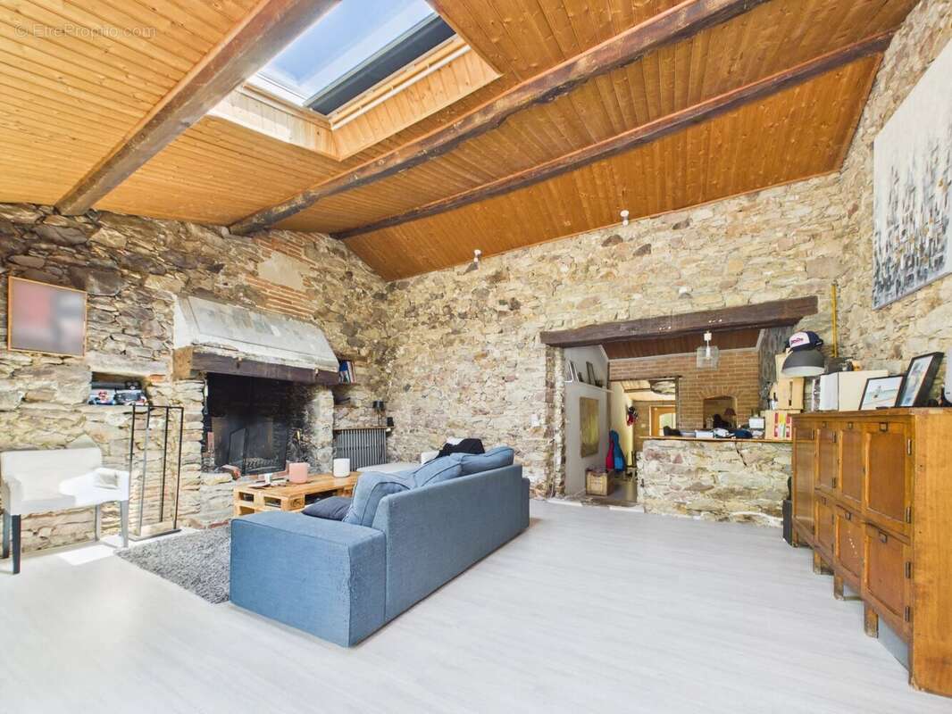 Maison de caractère 105 m² – 2 chambres + bureau/chambre d’enfant – Jardin – Vertou - photo 4
