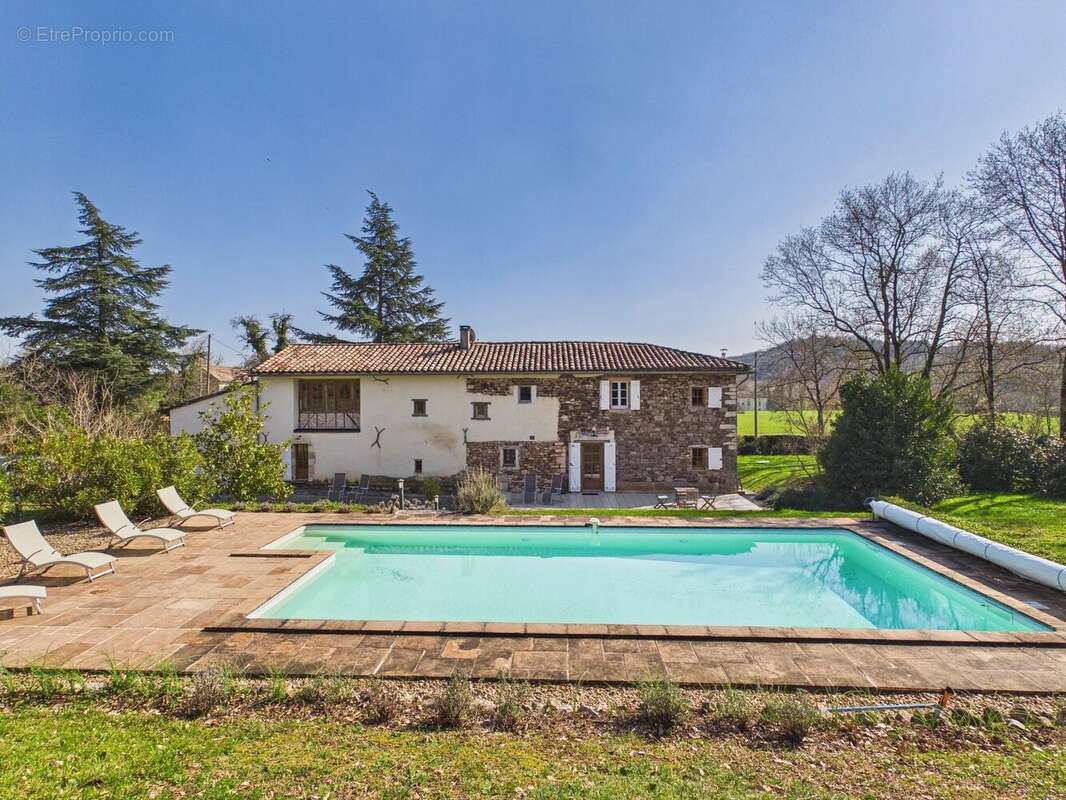 Maison à CASTELNAU-DE-MONTMIRAL