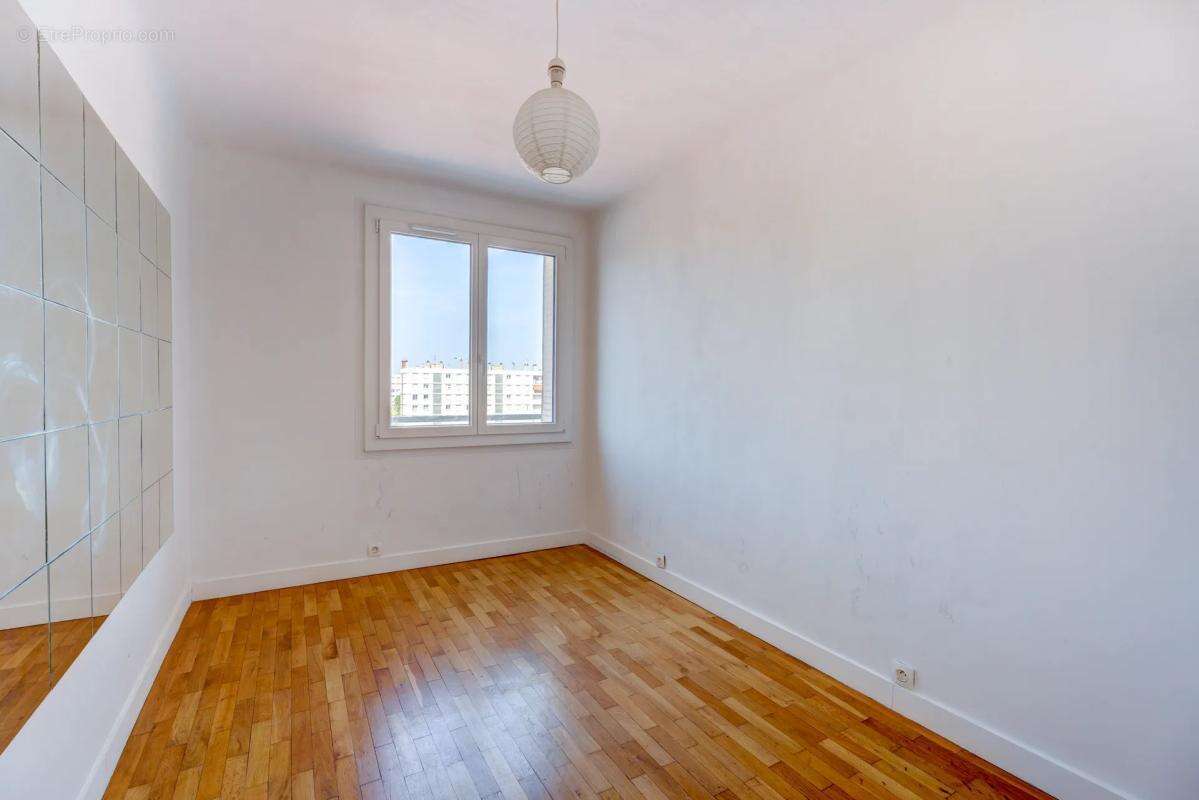 Appartement de 4 pièces de 73 m² à Villeurbanne - photo 6