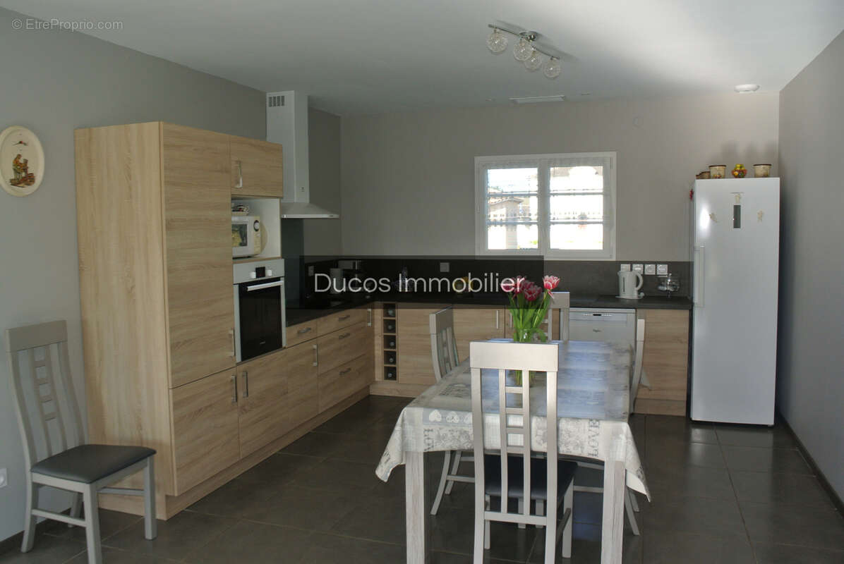 Maison à MAUVEZIN-SUR-GUPIE
