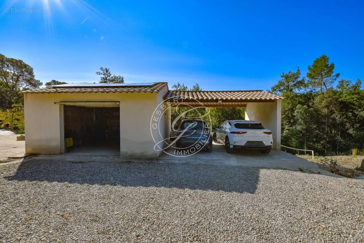 Maison à LORGUES