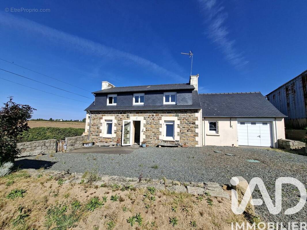 Photo 1 - Maison à PENVENAN