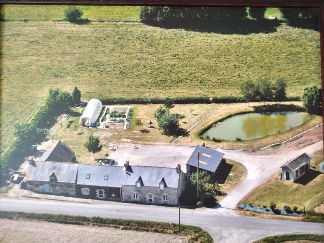 Maison à NAIZIN