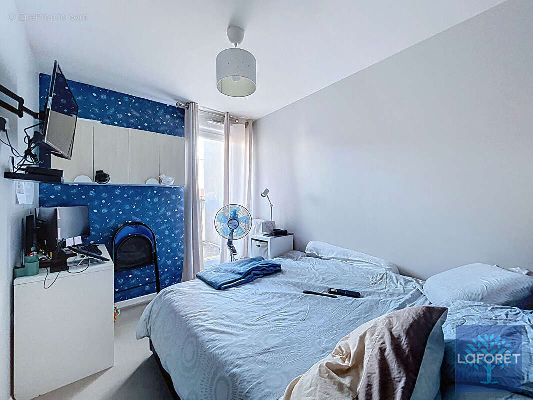 Appartement à VIGNEUX-SUR-SEINE