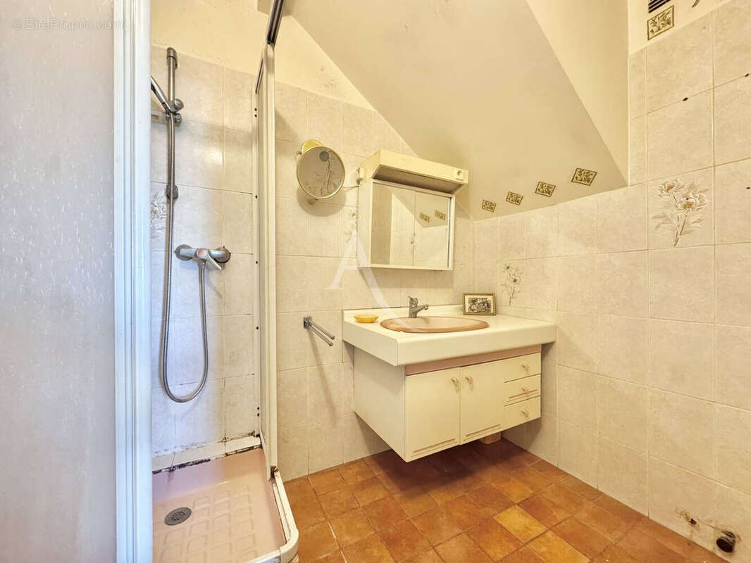 Maison Ozoir La Ferriere 7 pièce(s) 170 m2 - photo 9