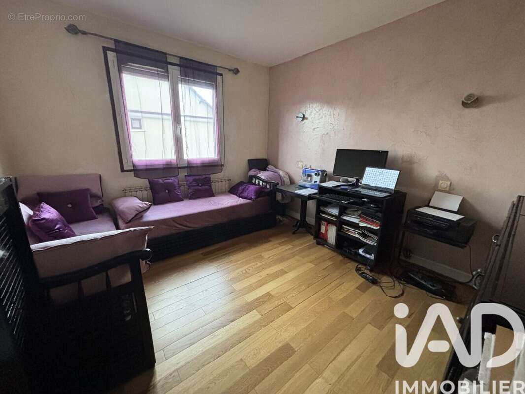 Photo 4 - Maison à LE PLESSIS-TREVISE