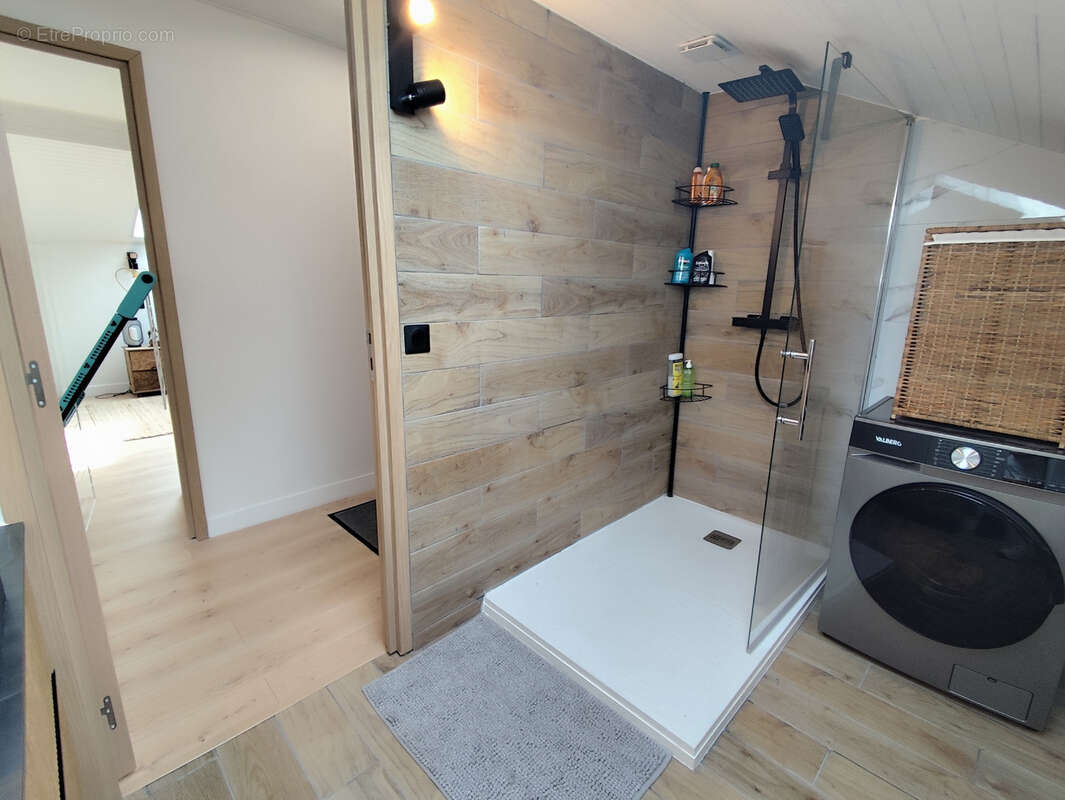 Appartement à MONTFERRAT