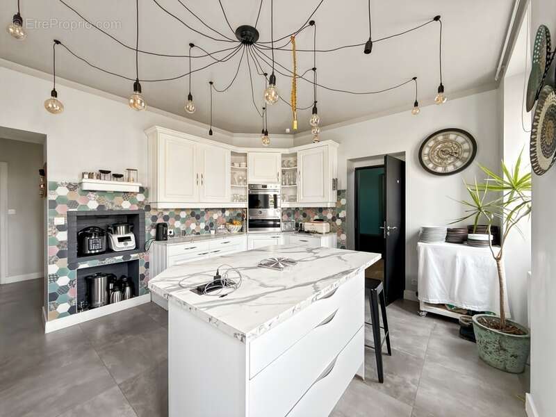 Maison à SAINT-SAUVEUR-D'AUNIS