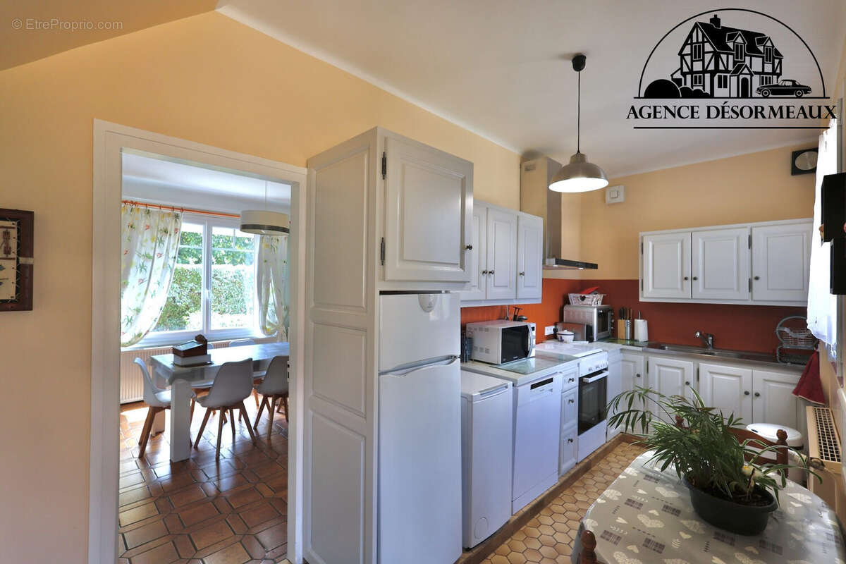 Maison 80 m² à Anet  - photo 4