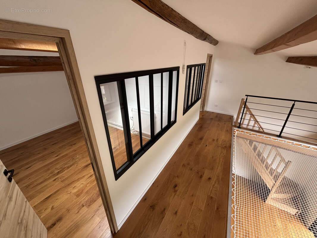 Maison de caractère rénovée   175 m2   4 chambres   Terrain piscinable   Vue exceptionnelle   Romagnat (Opme) - photo 6