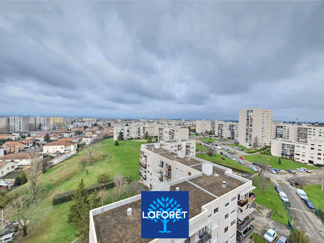 Appartement à SAINT-PRIEST