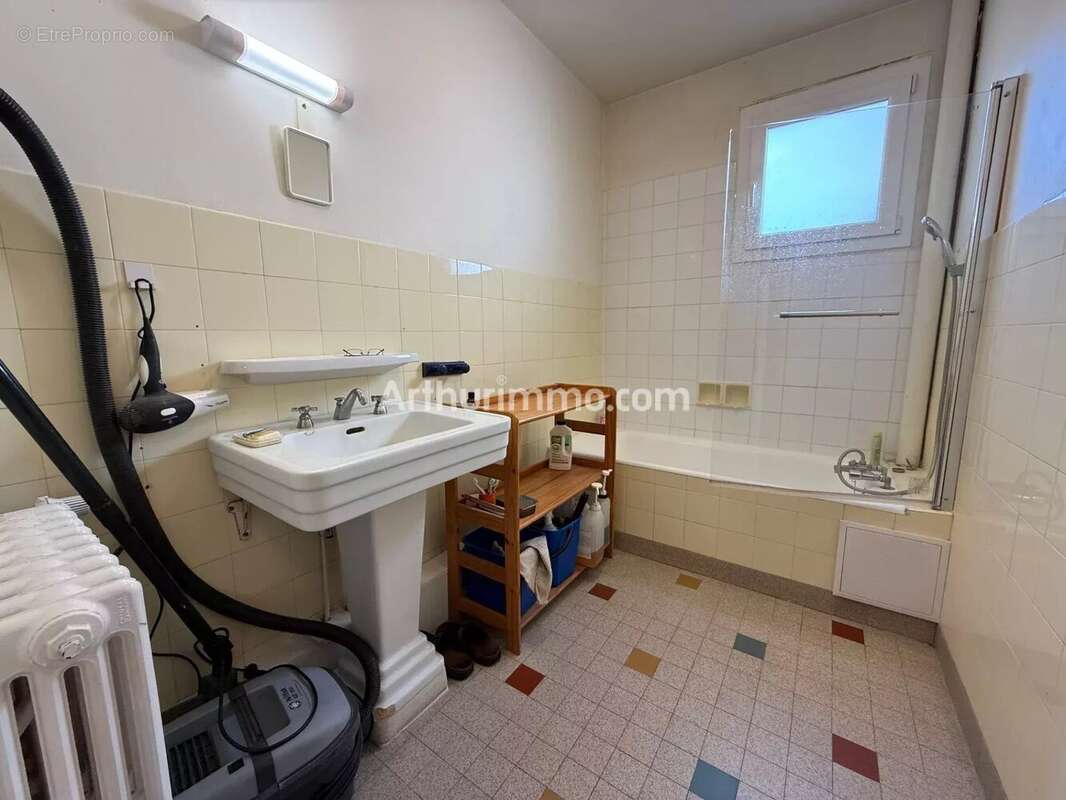 Appartement à LONS-LE-SAUNIER