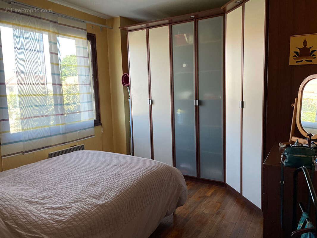 Maison familiale à Clamart, quartier Jardin Parisien. - photo 14