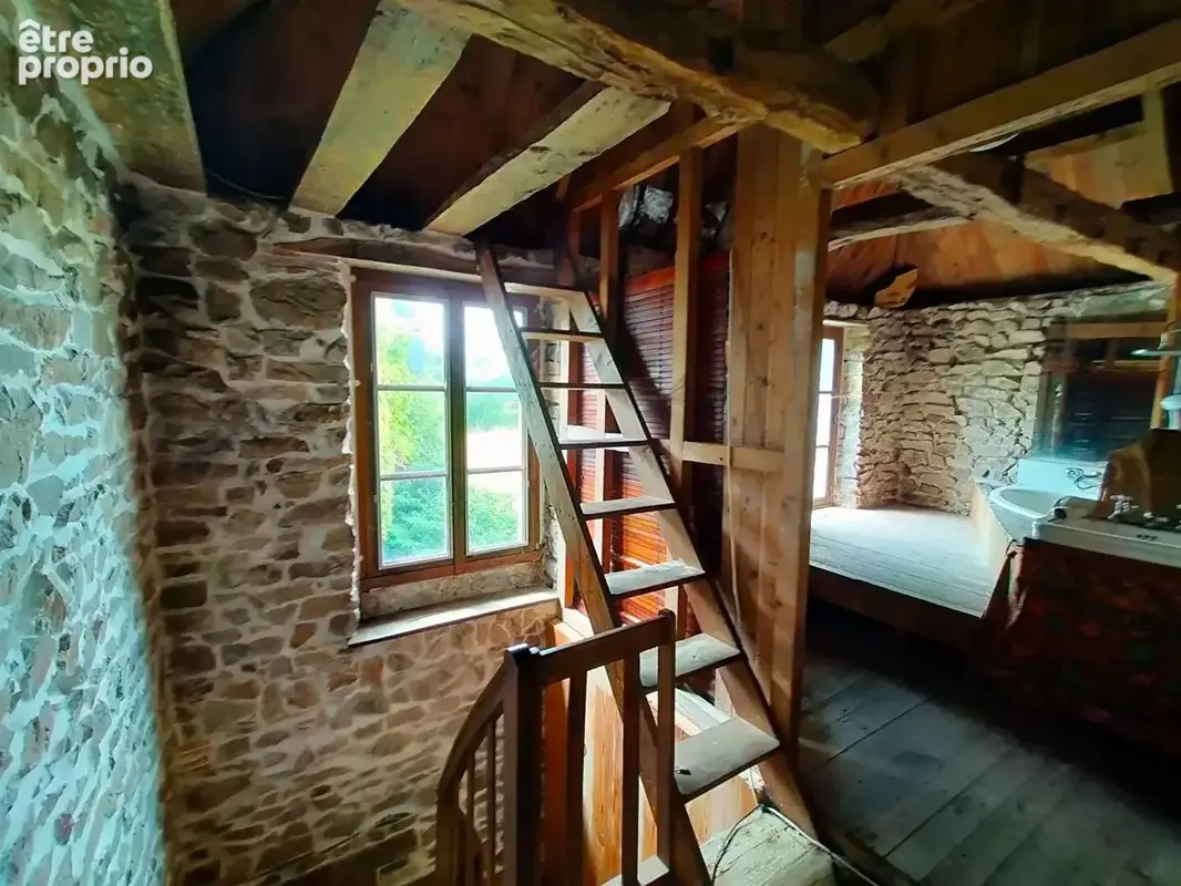 maison à vendre Le Ham en Mayenne avec dépendances
