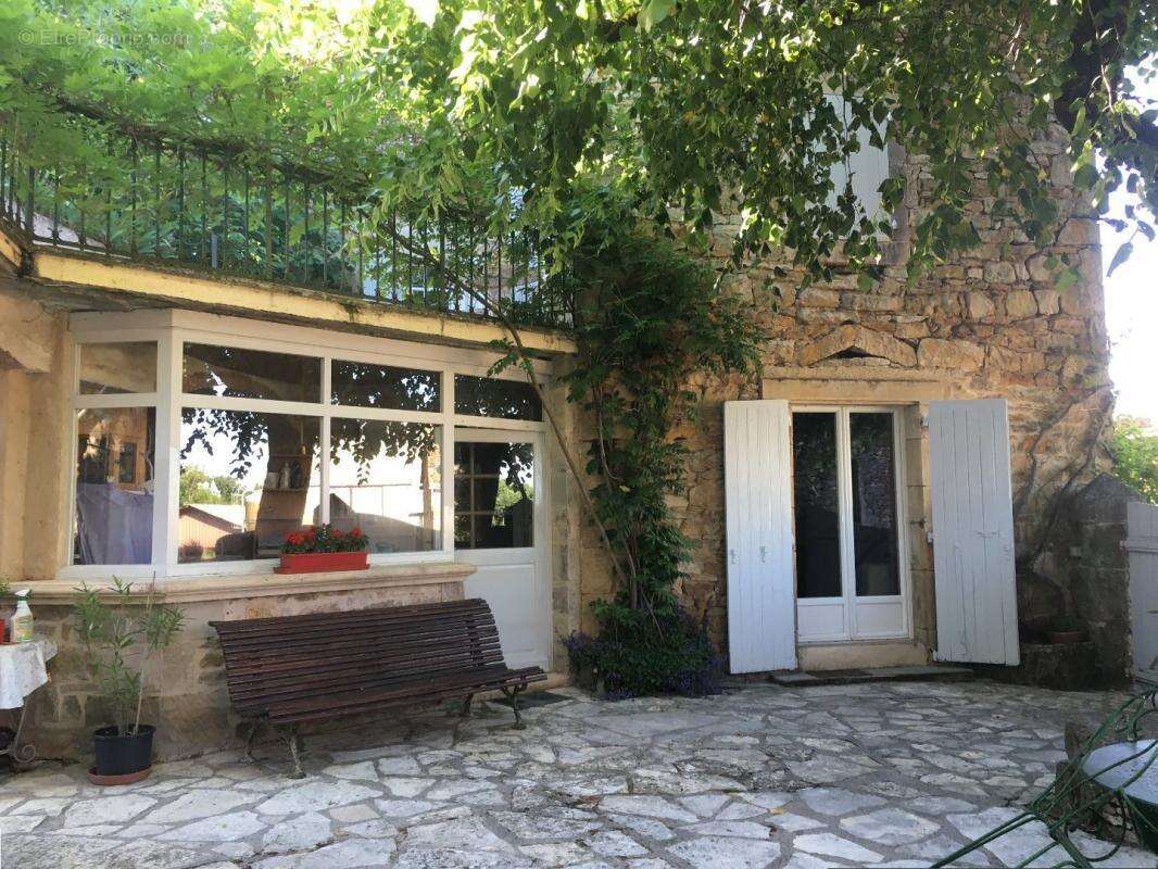 Maison à SAINTE-CROIX