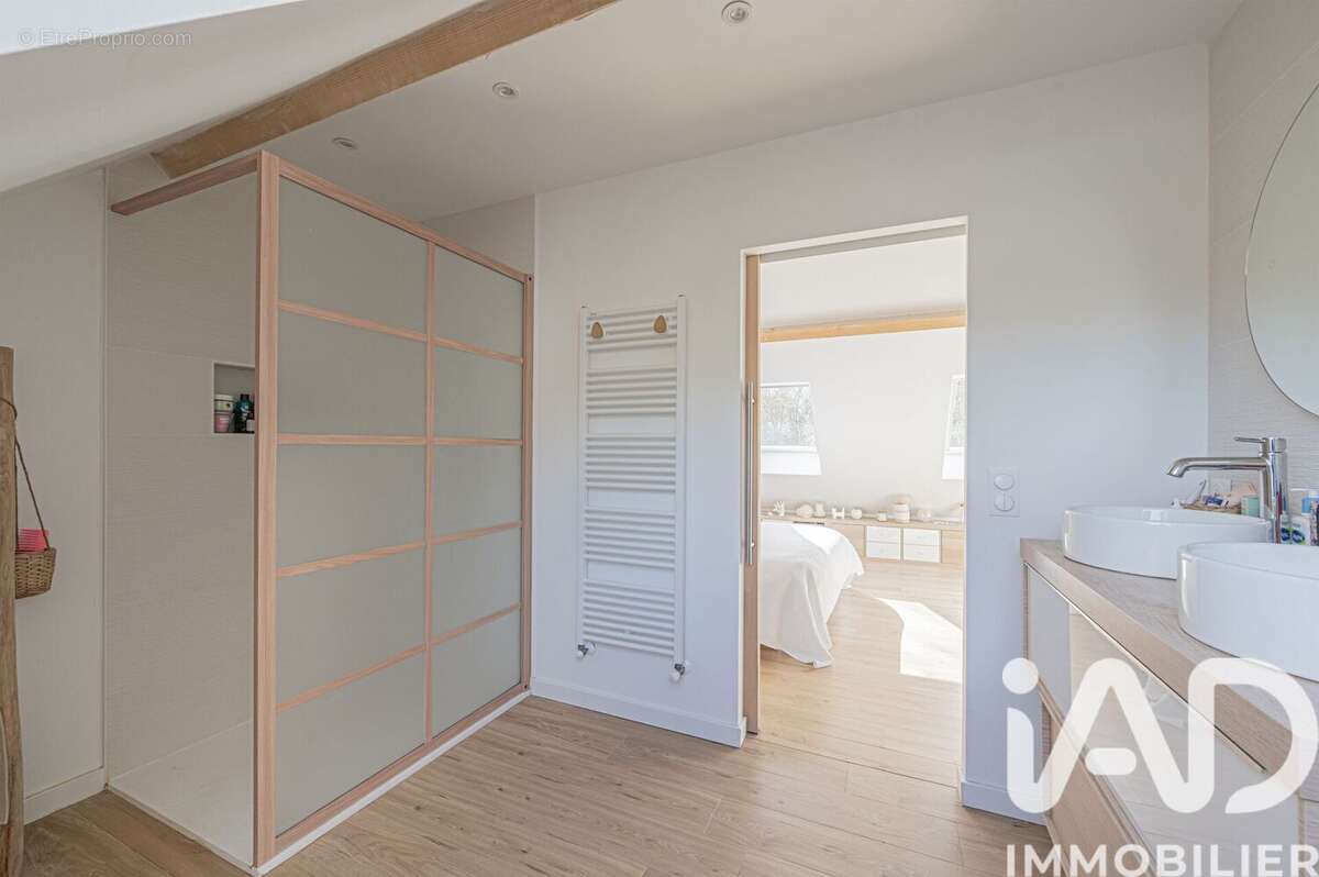 Maison 174 m² à Carnetin  - photo 9