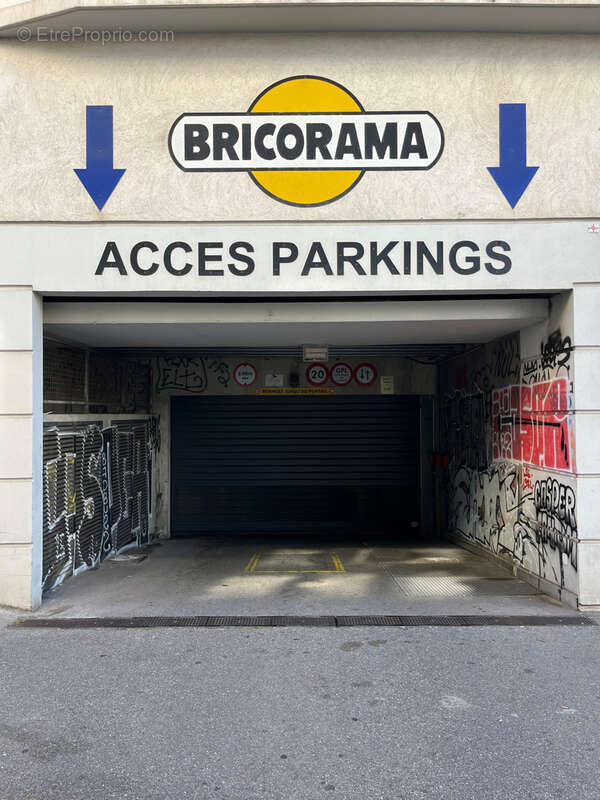 Appartement à MARSEILLE-7E