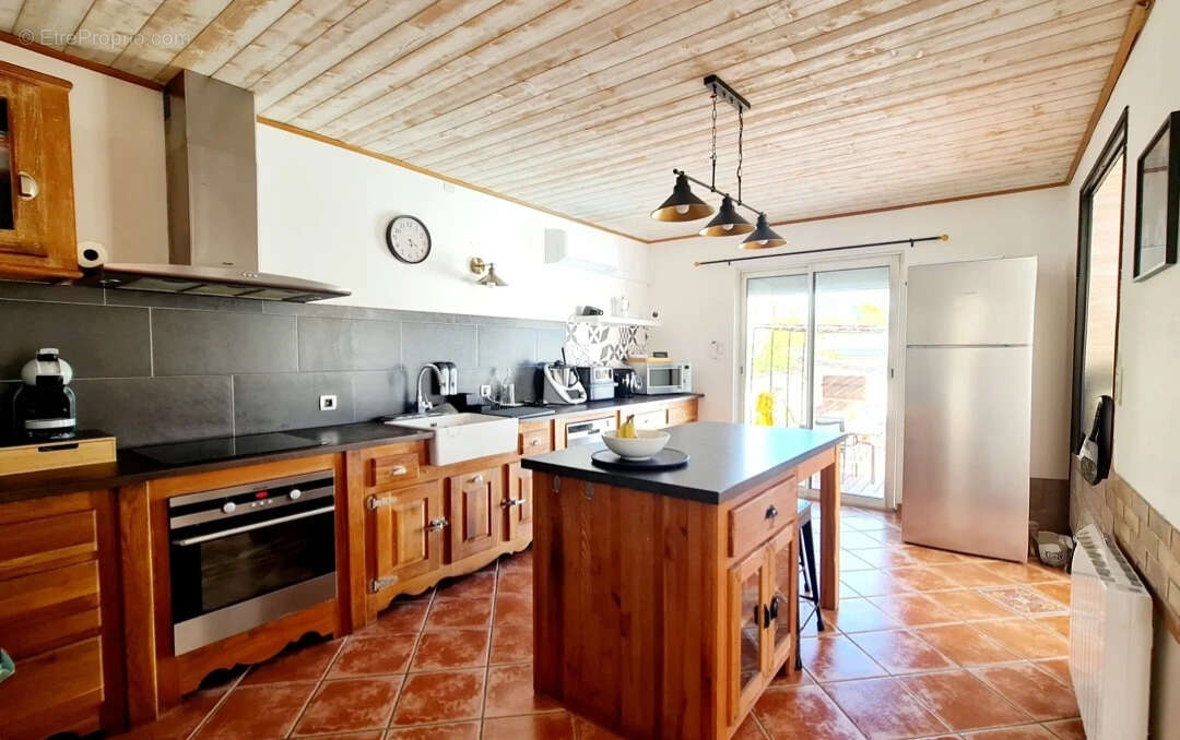 Maison à SAINT-PRIVAT-DES-VIEUX