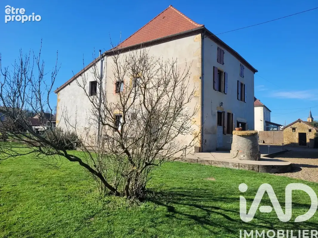 Photo 1 - Maison à CHAMBILLY