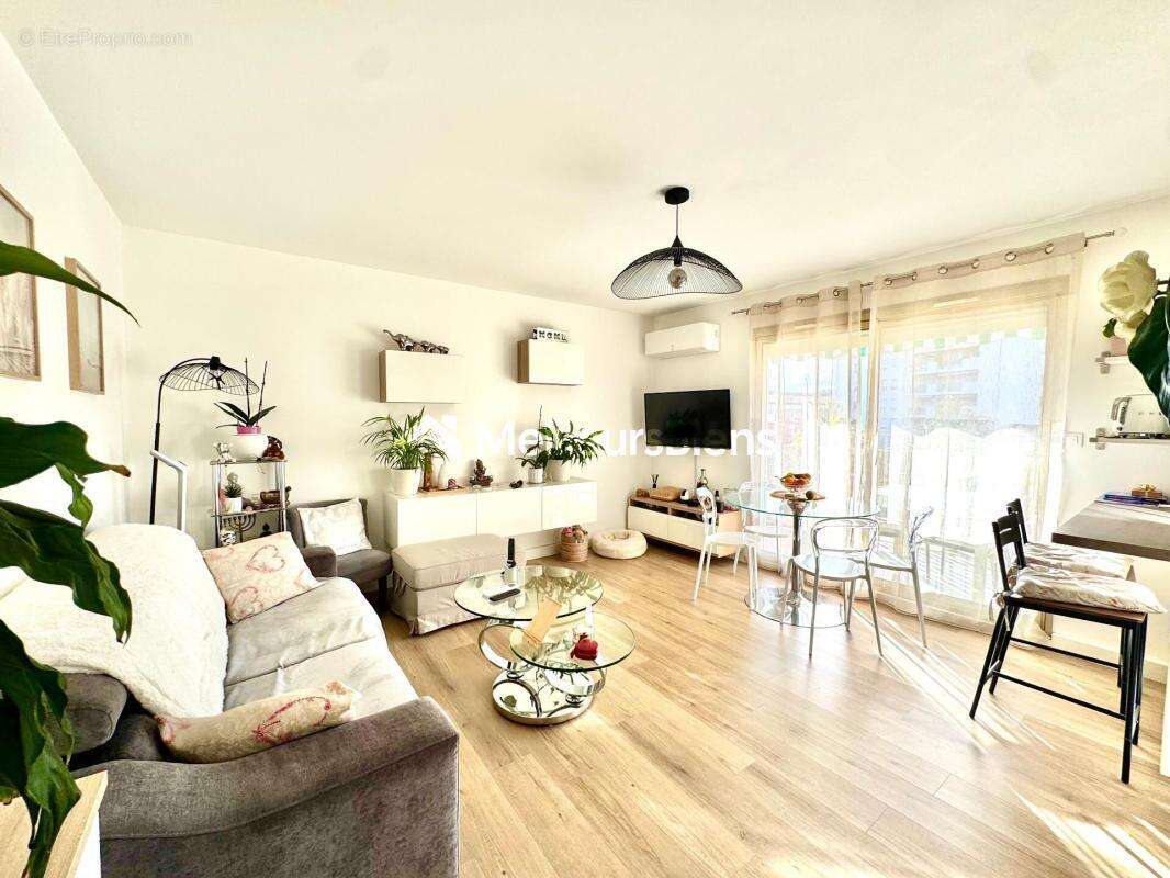 Appartement à SAINT-RAPHAEL