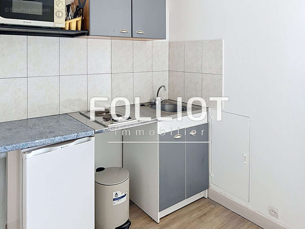 A vendre  dans immeuble en centre ville  4 chambres 50000 saint lo investisseurs - photo 2