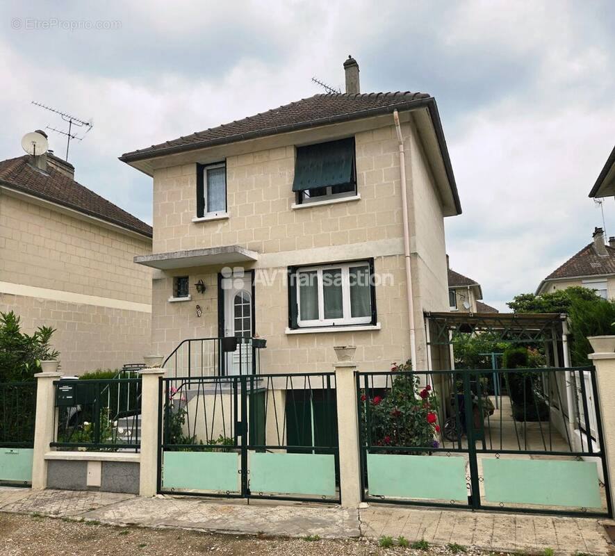 Maison à DRANCY