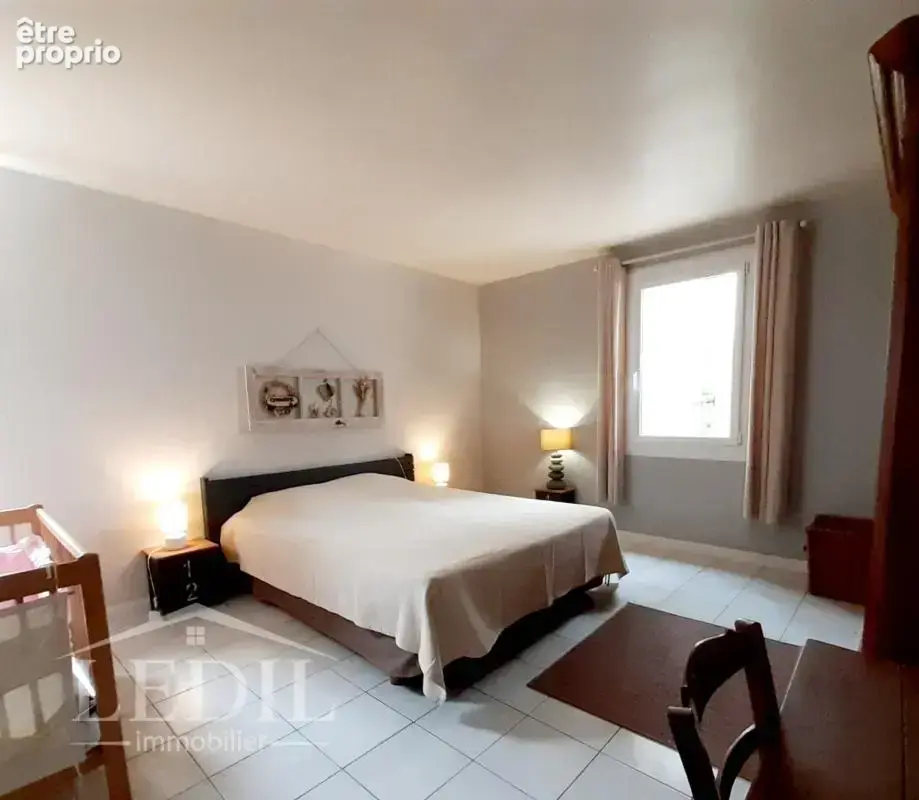 Propriété 3 habitations en pierres-piscine-grange - photo 10