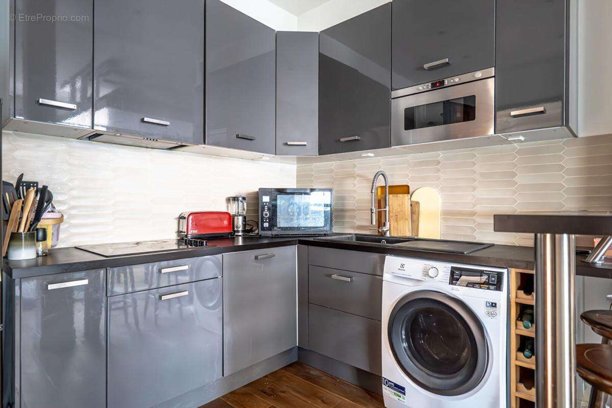 Appartement à PARIS-19E