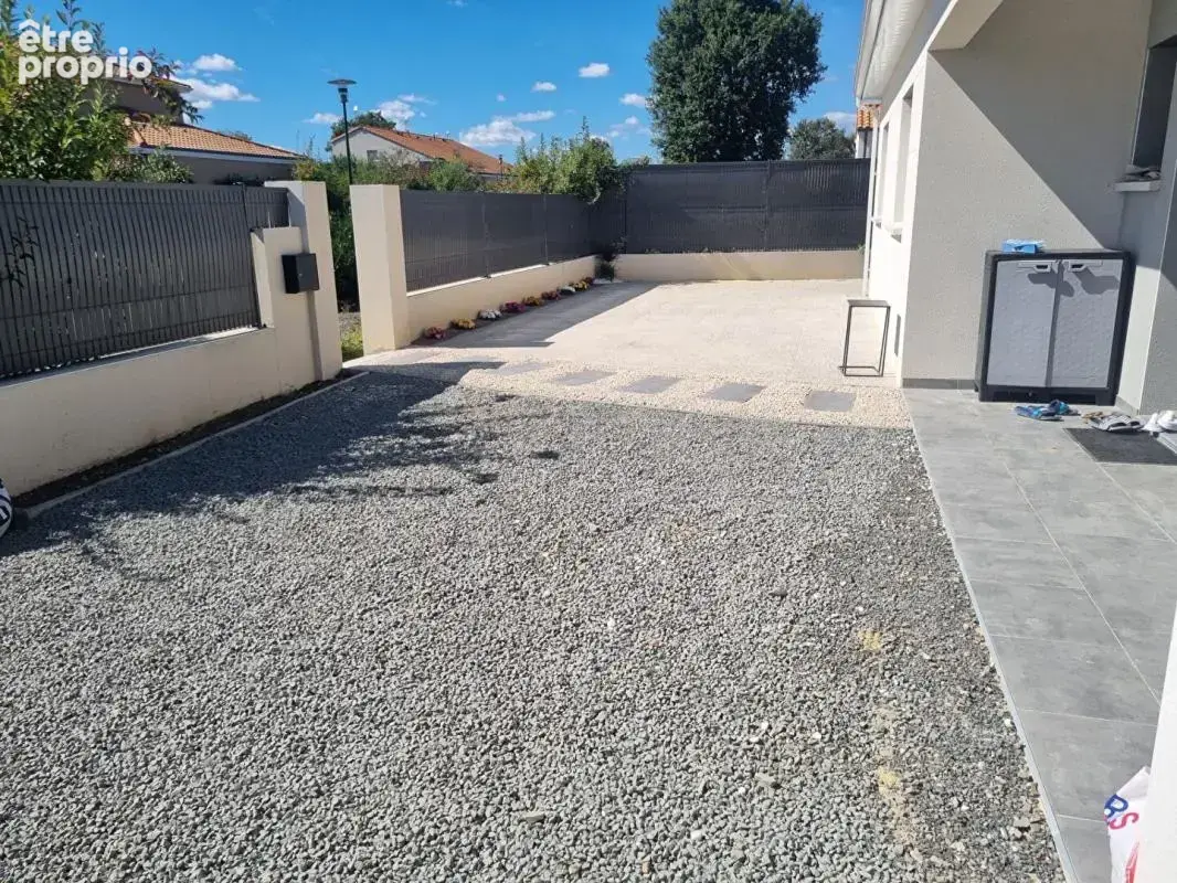 EXCLUSIVITÉ   Maison  contemporaine de plain-pied à Nuaillé - photo 4